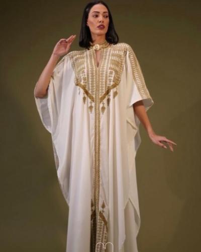 Dar Noora's White Abayya