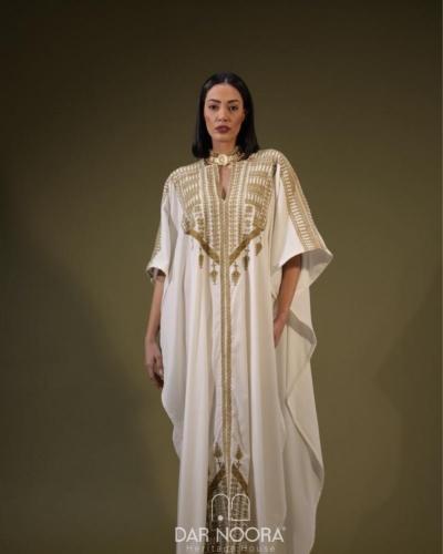 Dar Noora's White Abayya