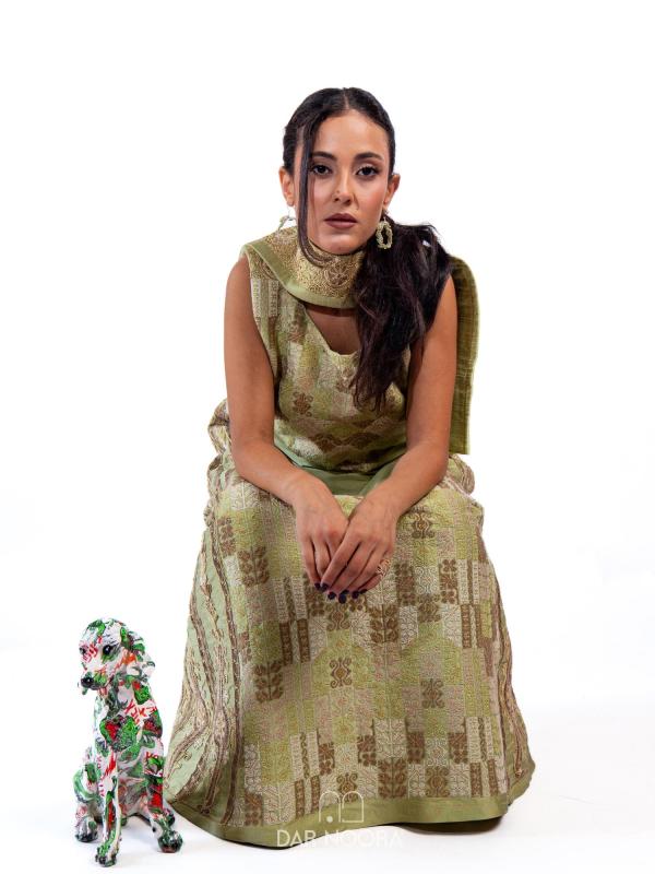 Dar Noora Signature dress